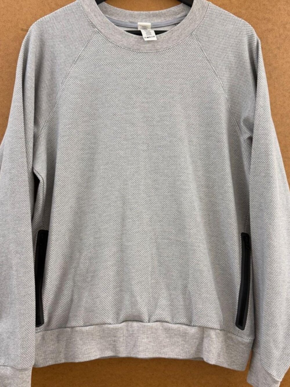 Alo Crewneck Sweater Gray Textured Knit Pullover Fits Like Large